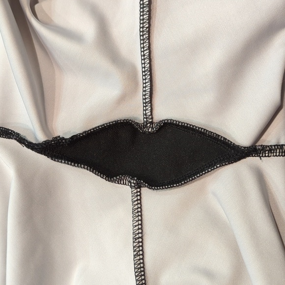 Onzie Flow Camouflage 3/4 Length Leggings Size Large - Picture 7 of 8